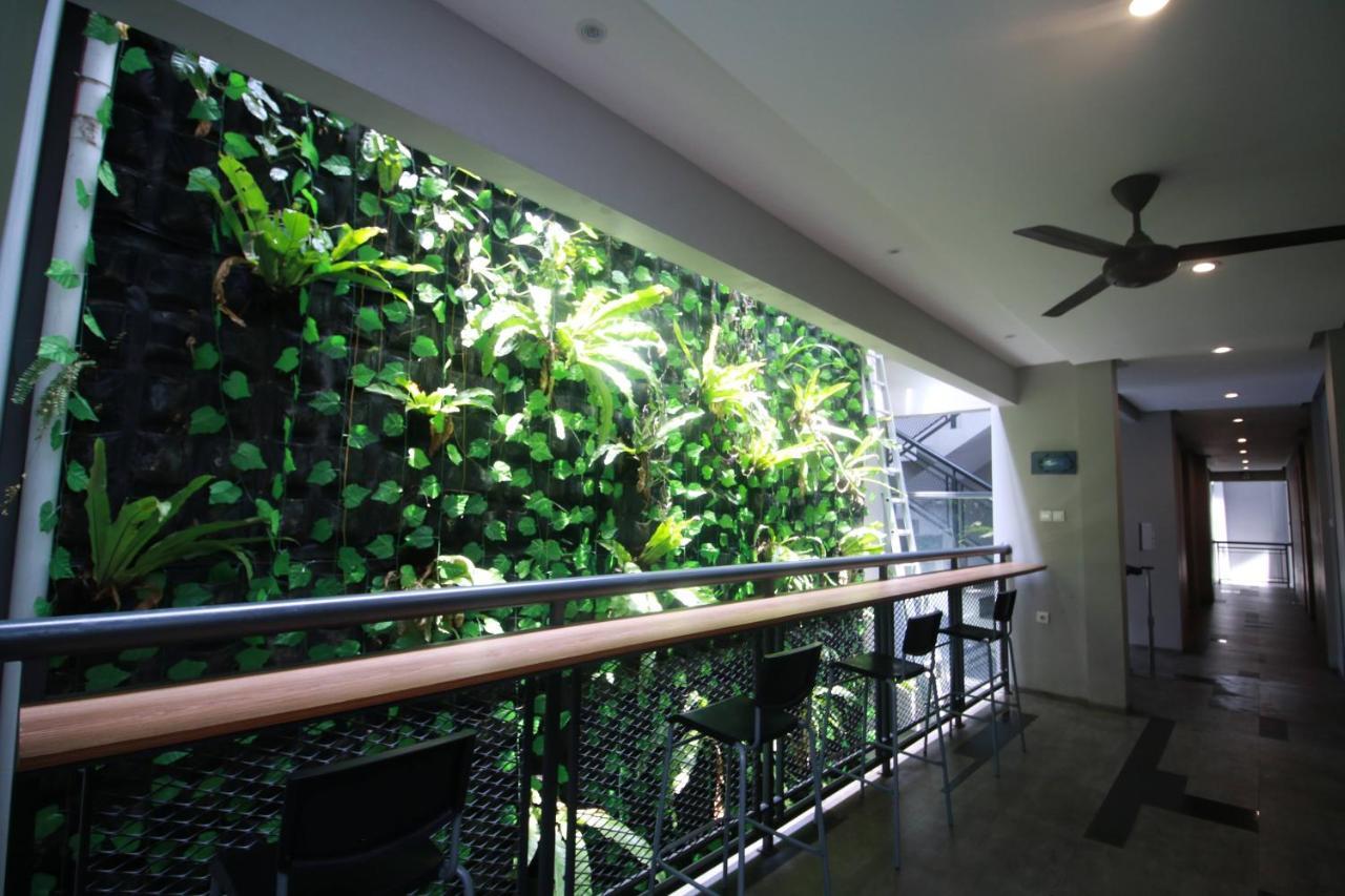 Bale Resident Hostel Jakarta Bagian luar foto