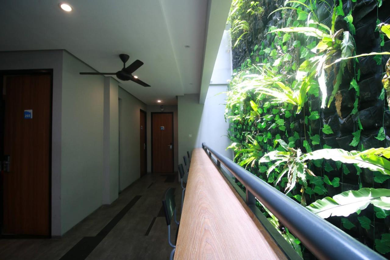 Bale Resident Hostel Jakarta Bagian luar foto