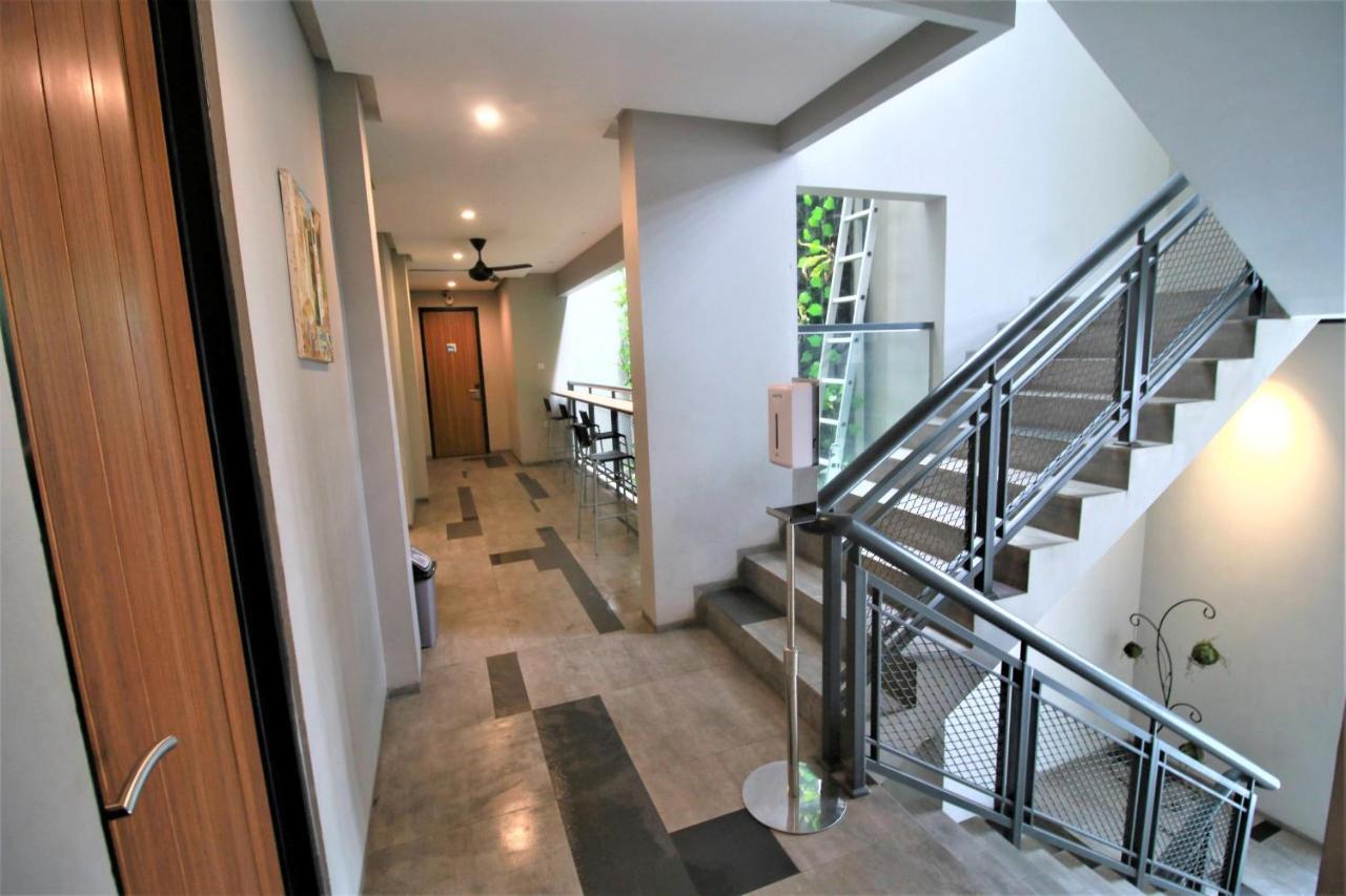 Bale Resident Hostel Jakarta Bagian luar foto